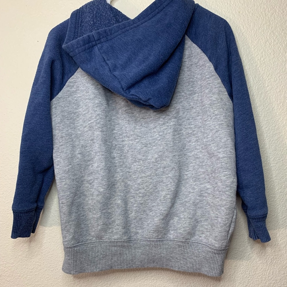 Old Navy Sweater Little Boys Sz 4T - Picture 3 of 3